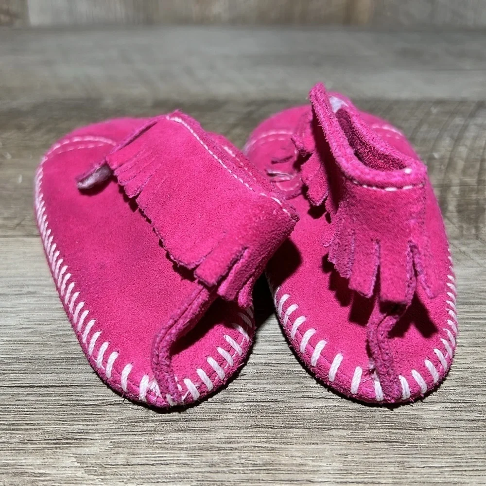 Minnetonka Moccasins Leather